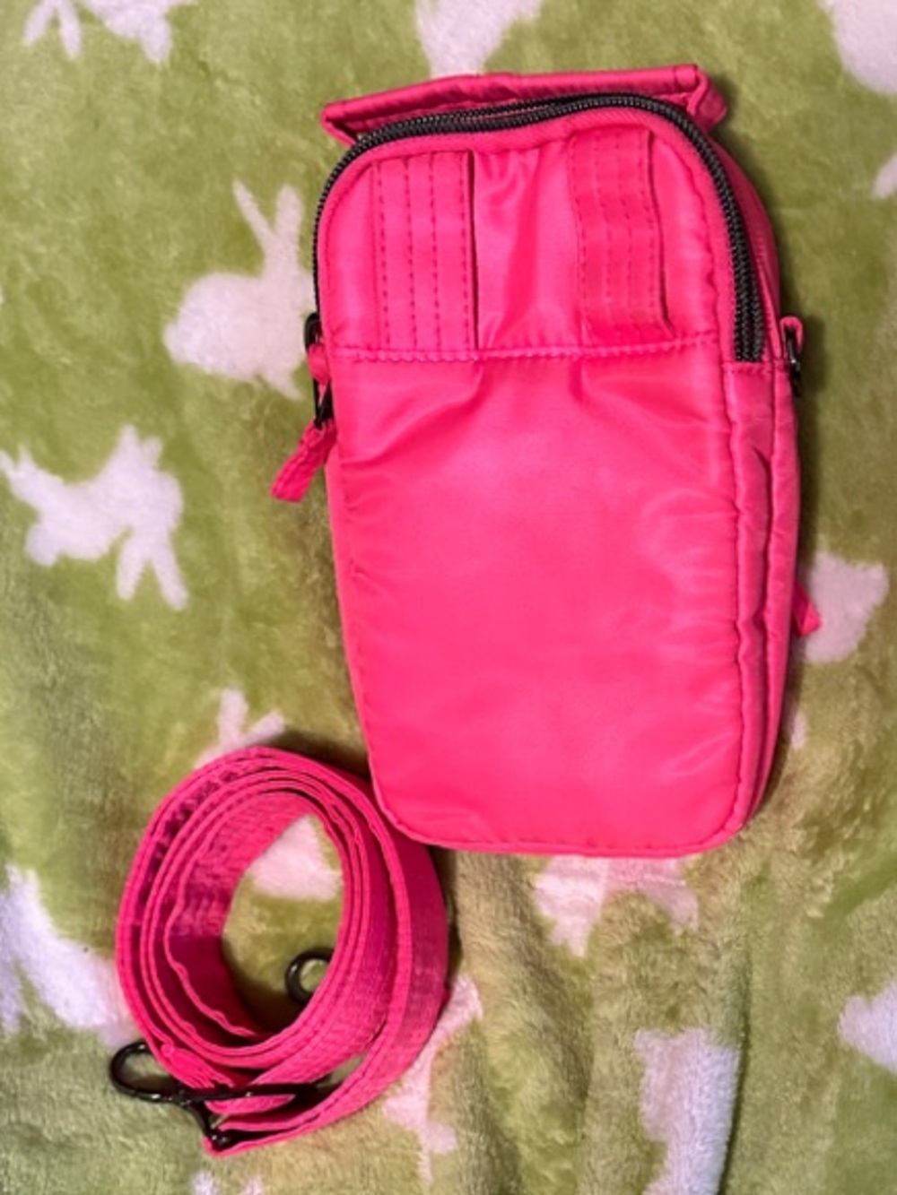 Used lug magenta skeeter Crossbody - Picture 2 of 5
